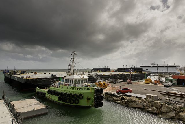 Mermaid-Storm-Barges2-1000×668